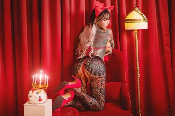 爆火韩国模特YoKo｜不止颜值暴击，藏在镜头后的真实人生太圈粉